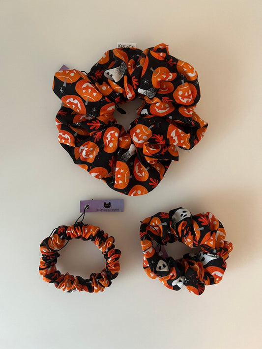 Jack-O-Lantern Scrunchie