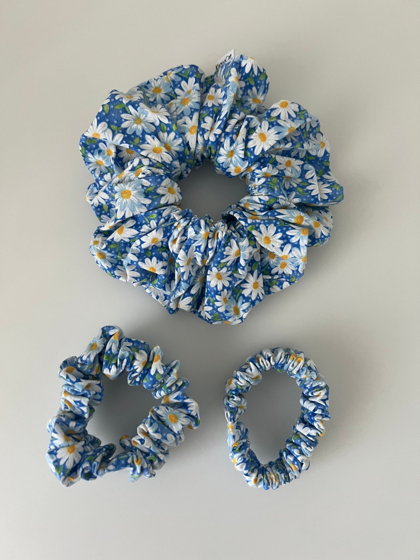 Floral Daisy Blue Scrunchie